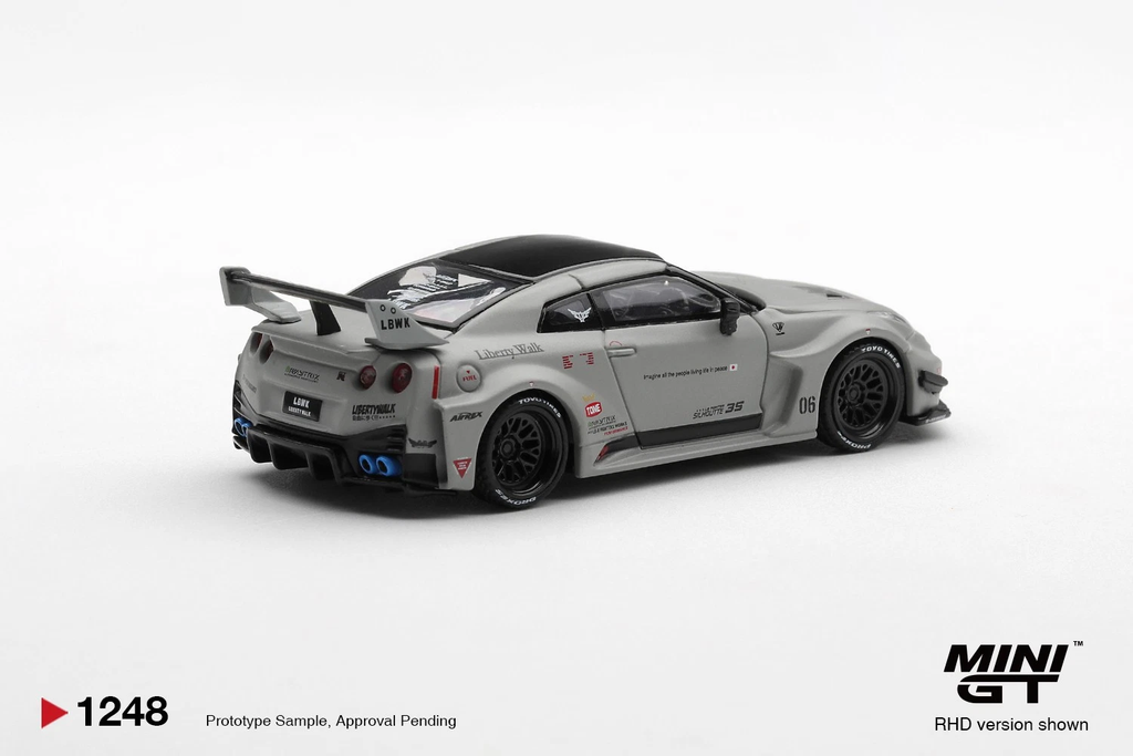 Nissan LB-Silhouette Works GT 35GT-RR Ver.1 Matt Grey Mini GT